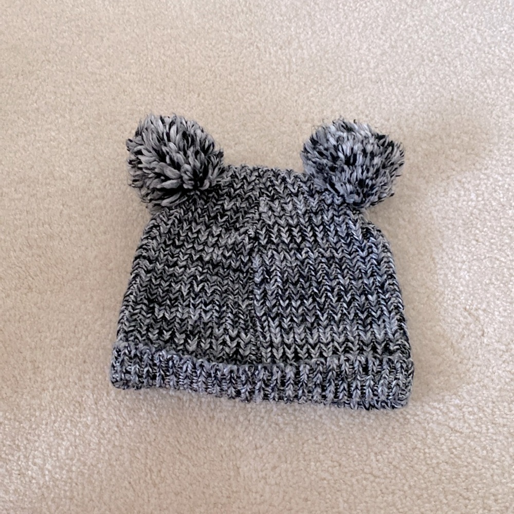 Hollister beanie